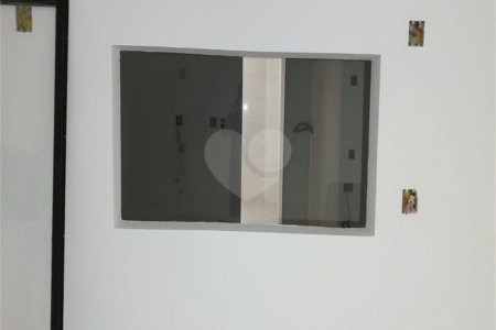 Sobrado à venda com 3 quartos, sendo 2 suítes, em Vila Paulicéia, São Paulo, SP