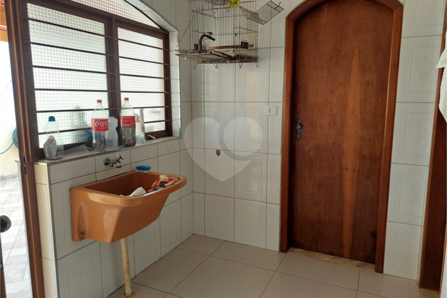 Casa à venda com 5 quartos, sendo 3 suítes, no Centro, Mairiporã, SP