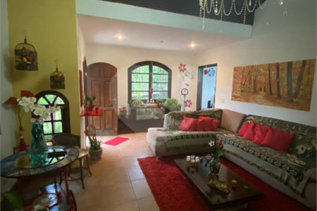 Sobrado à venda com 6 quartos, sendo 4 suítes,  em Retiro das Fontes, Atibaia, SP