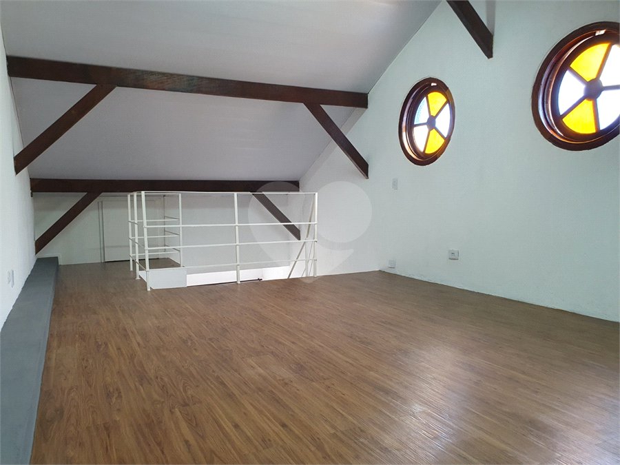 Casa em condomínio à venda com 4 quartos, sendo 1 suíte, em Santana, São Paulo, SP