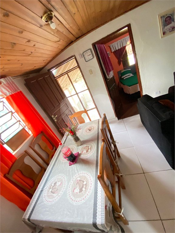 Chácara à venda com 3 quartos em Chácaras Ceres, Suzano, SP