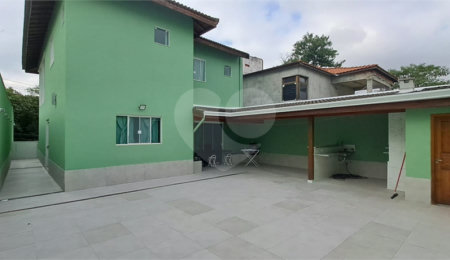 Casa à venda com 3 suítes no condomínio Parque Itaguaçu da Cantareira, São Paulo - SP