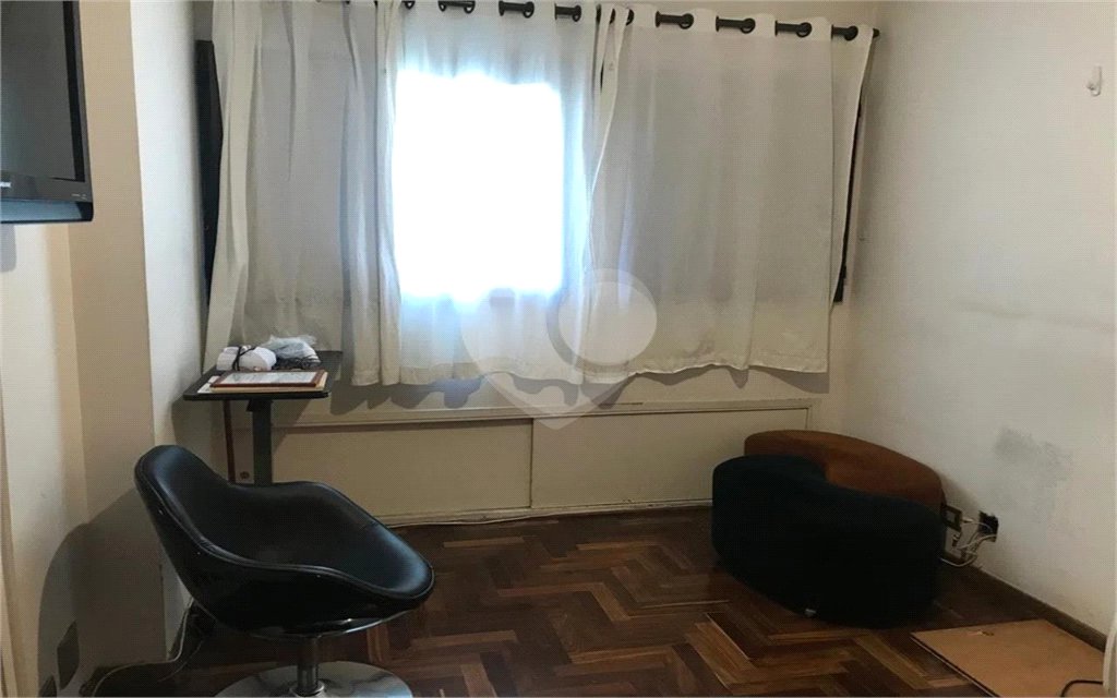 Apartamento à venda com 4 quartos, sendo 2 suítes, em Cerqueira César, São Paulo, SP