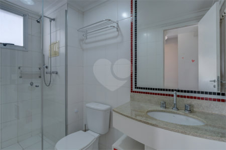 Apartamento à venda com 4 quartos, sendo 3 suítes, em Alto da Boa Vista, São Paulo, SP
