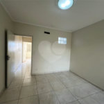 Casa 2 dormitórios na Vila Santa Catarina