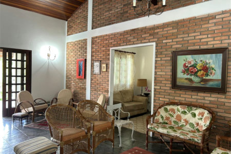 Casa à venda com 5 quartos, sendo 3 suítes, no condomínio Estância Marambaia, Vinhedo - SP