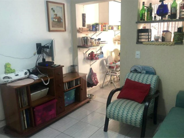Sobrado à venda com 5 quartos, sendo 1 suíte,  em Limão, São Paulo, SP