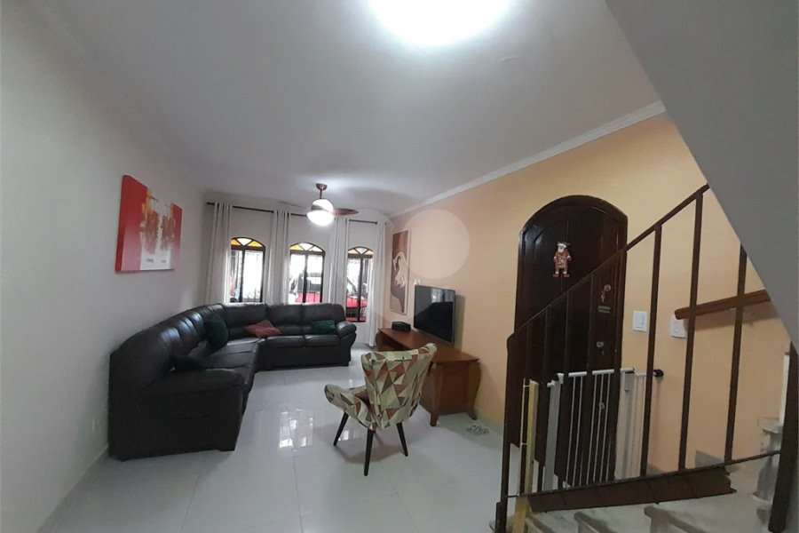 Sobrado à venda com 3 quartos, sendo 1 suíte, em Vila Mazzei, São Paulo, SP