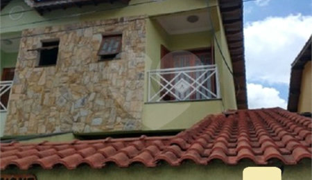 Sobrado à venda com 3 quartos, sendo 1 suíte,  em Gopoúva, Guarulhos, SP