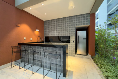 Apartamento à venda ou para alugar com 1 quarto em Vila Pompéia, São Paulo, SP