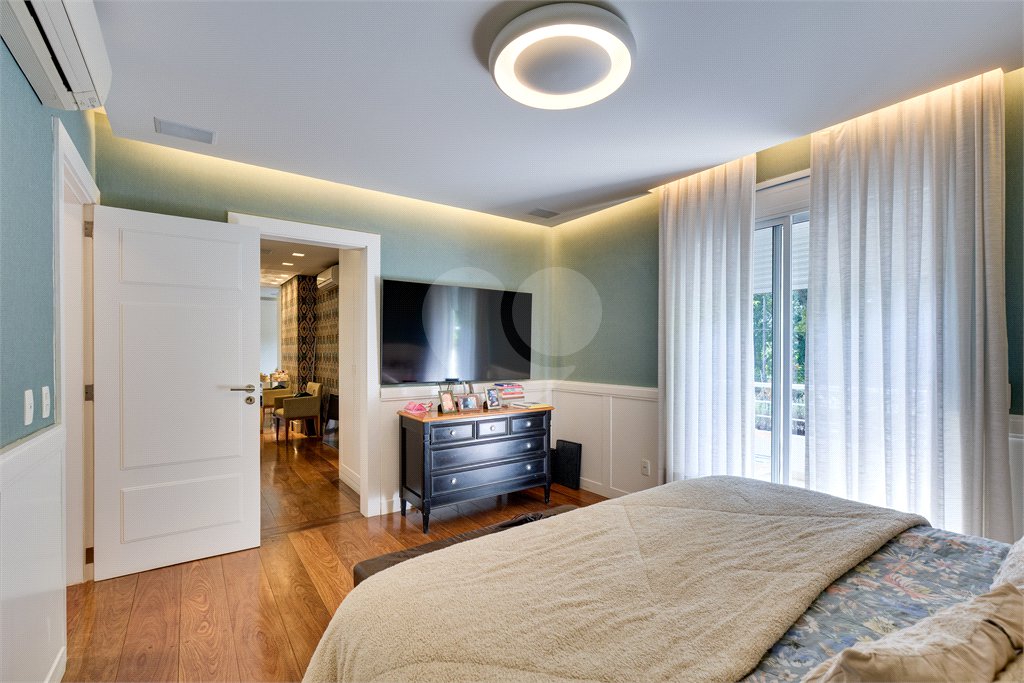 Casa à venda com 3 suítes no condomínio Parc Vignoble, São Paulo - SP
