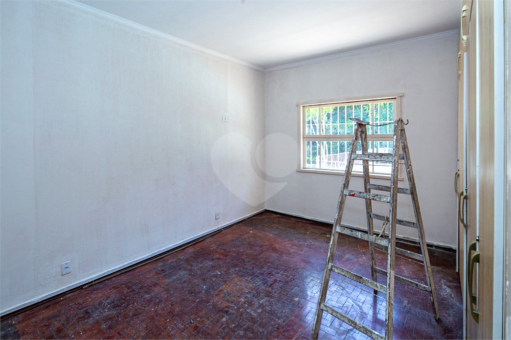 Casa Térrea à venda com 4 quartos, sendo 1 suíte,  em Brooklin Velho, São Paulo, SP