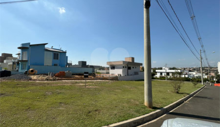 Terreno à venda no condomínio Central Parque, Salto - SP