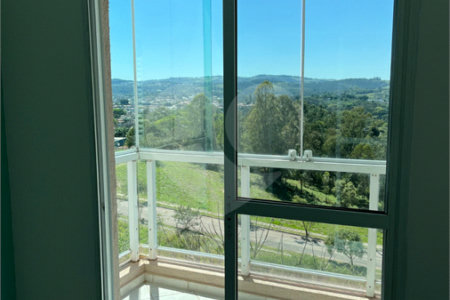 Apartamento para alugar com 3 quartos, sendo 1 suíte,  em Pinheirinho, Vinhedo, SP