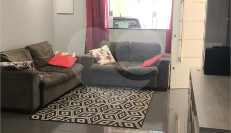 Sobrado à venda com 3 quartos, sendo 1 suíte,  em Jardim Estefânia, Hortolândia, SP