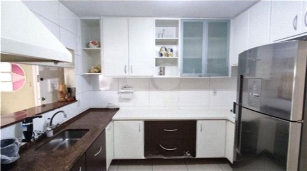 Casa à venda ou para alugar com 4 quartos, sendo 1 suíte, em Jardim Messina, Jundiaí, SP