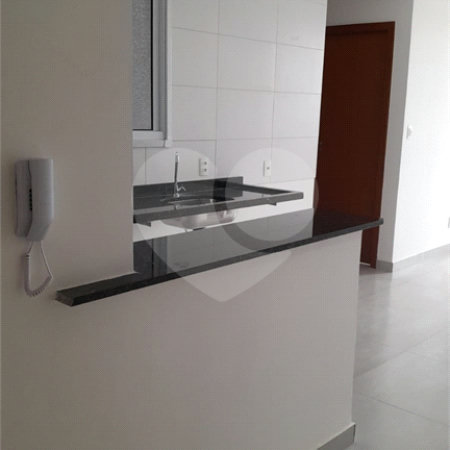 Apartamento à venda com 2 quartos, sendo 1 suíte,  em Jardim Prestes de Barros, Sorocaba, SP