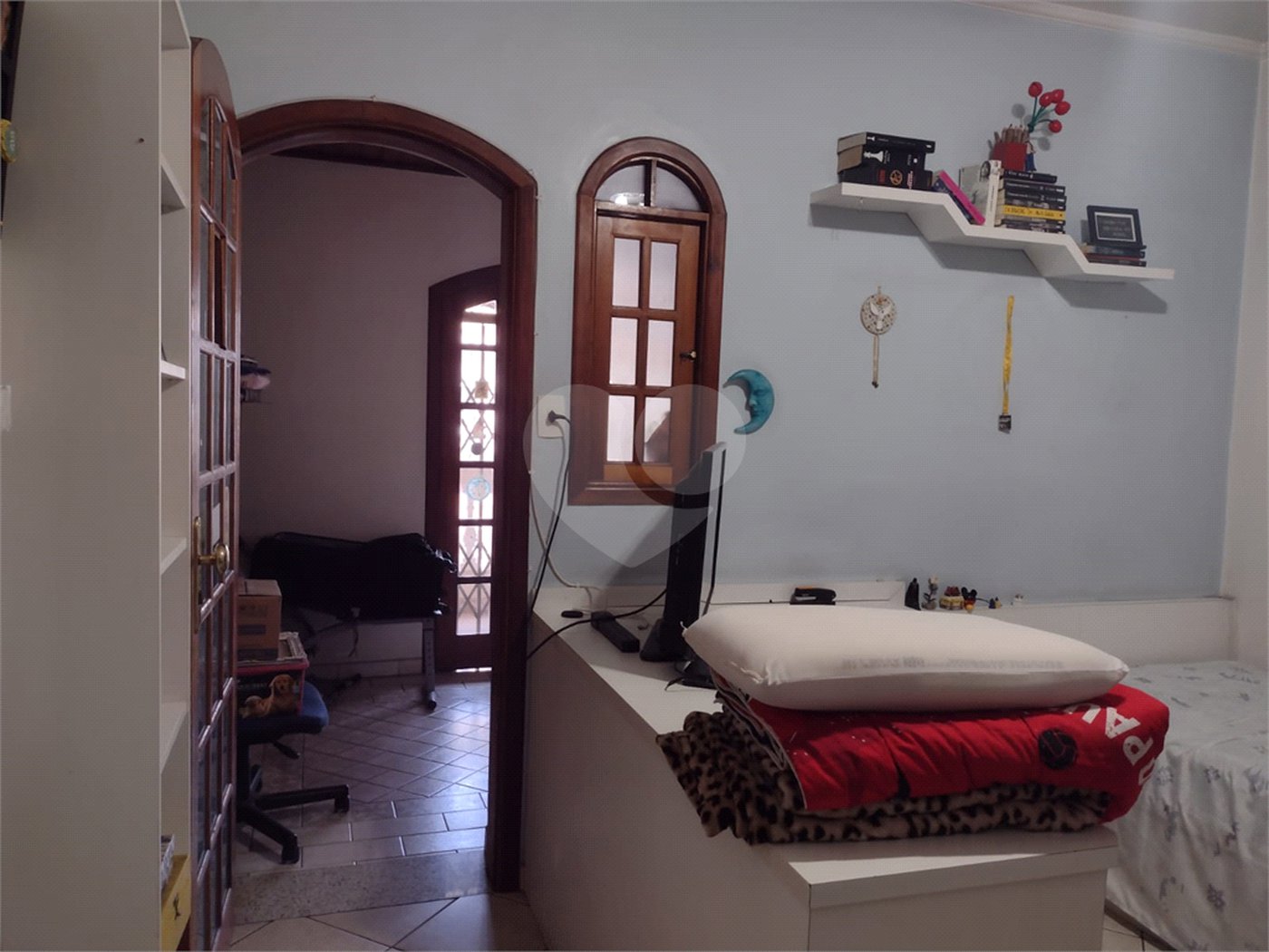 Casa à venda com 4 quartos, sendo 2 suítes, em Vila Gustavo, São Paulo, SP