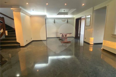 Casa à venda com 3 quartos, sendo 4 suítes,  no condomínio Estância Marambaia, Vinhedo - SP
