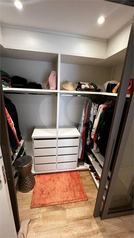 Apartamento à venda com 3 suítes em Vila Gertrudes, São Paulo, SP