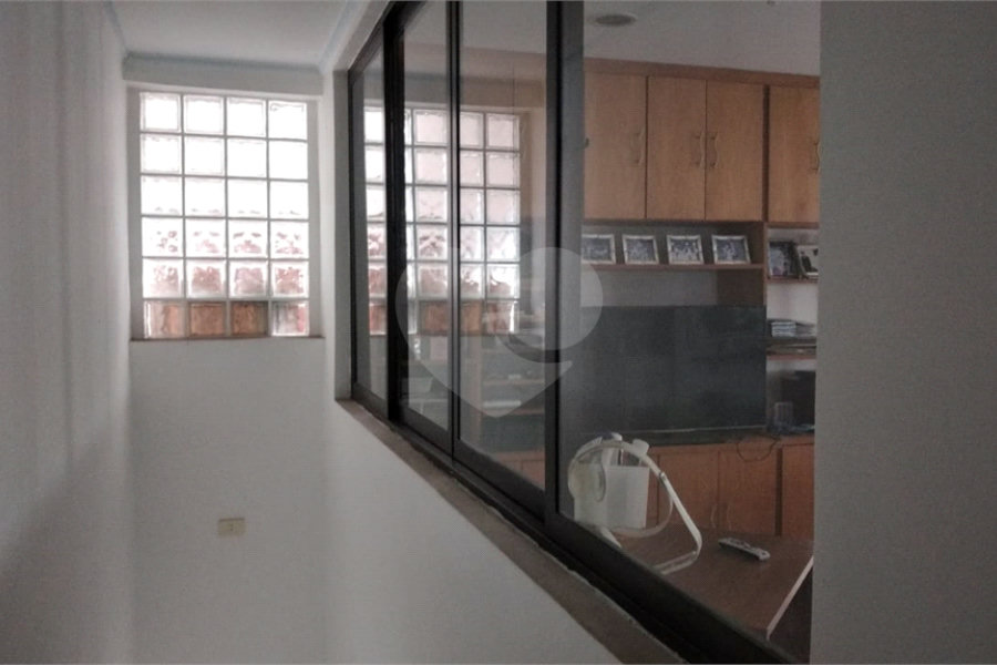 Sobrado à venda com 4 quartos, sendo 2 suítes, em Horto, São Paulo, SP