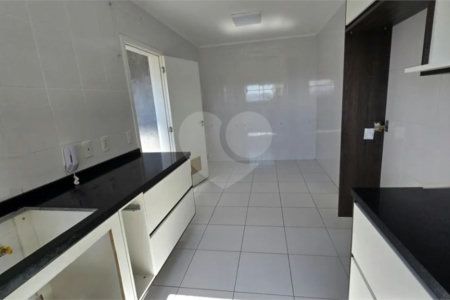 Apartamento à venda com 3 suítes em Jardim Flor da Montanha, Guarulhos, SP