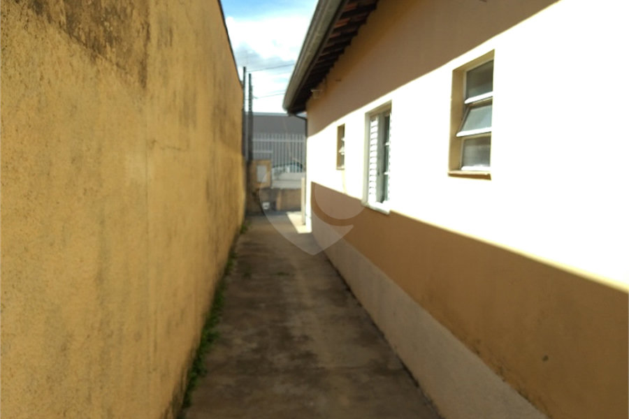 Casa Térrea à venda com 3 quartos, sendo 1 suíte,  no Centro, Serra Negra, SP