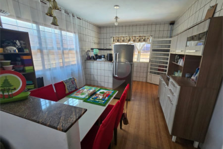 Casa à venda ou para alugar com 2 quartos em Vila Arruda, Itapetininga, SP
