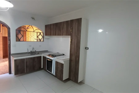 Sobrado à venda com 5 quartos, sendo 2 suítes, em Parque Continental, São Paulo, SP