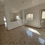 Sobrado à venda com 3 quartos em Vila Mangalot, São Paulo, SP