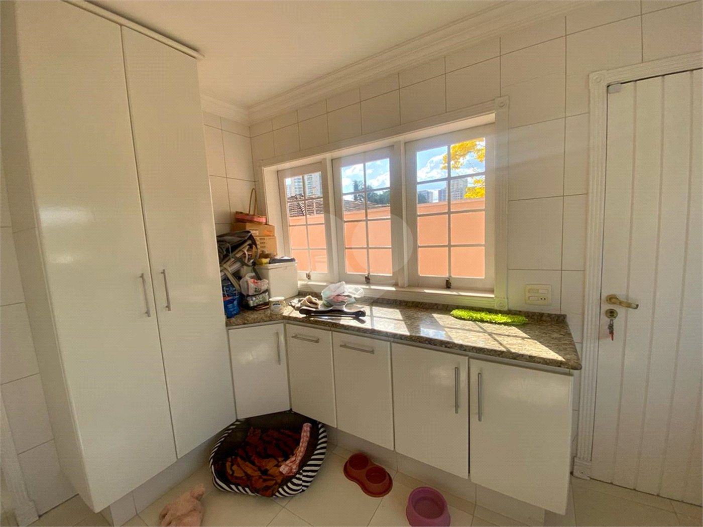 Casa à venda com 4 quartos, sendo 3 suítes, em Jardim Maia, Guarulhos, SP