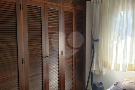 Casa à venda com 3 quartos, sendo 2 suítes,  em Parque Jabaquara, São Paulo, SP