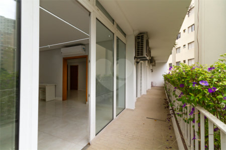 Apartamento à venda com 3 quartos, sendo 1 suíte, em Jardim Paulista, São Paulo, SP