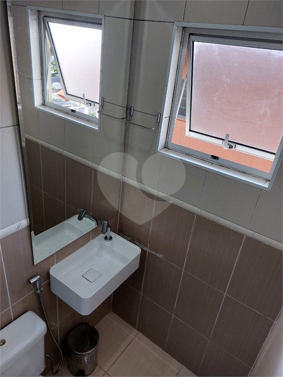 Casa à venda com 2 suítes no condomínio Villa Dell Victor, São Paulo - SP