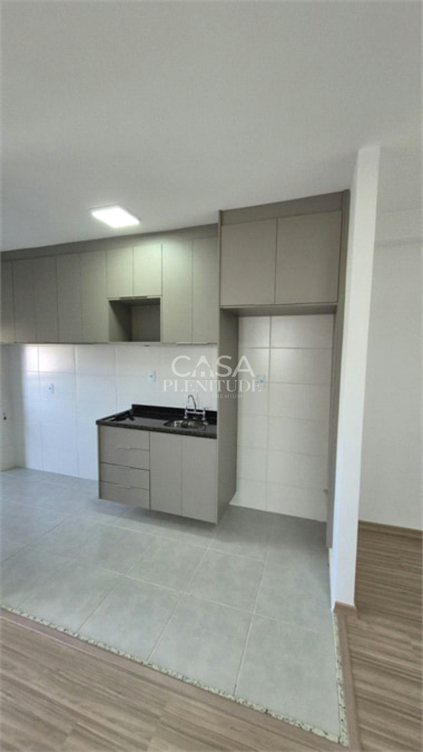 Apartamento à venda ou para alugar com 2 quartos, sendo 1 suíte,  em Jardim São Carlos, Sorocaba, SP