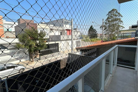 Sobrado à venda com 3 quartos, sendo 1 suíte,  em Villa Di Cesar, Mogi das Cruzes, SP
