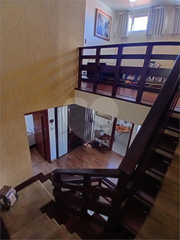 Sobrado à venda com 4 quartos, sendo 2 suítes, em Jardim Leonor, São Paulo, SP