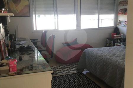 Sobrado à venda com 4 suítes em Planalto Paulista, São Paulo, SP