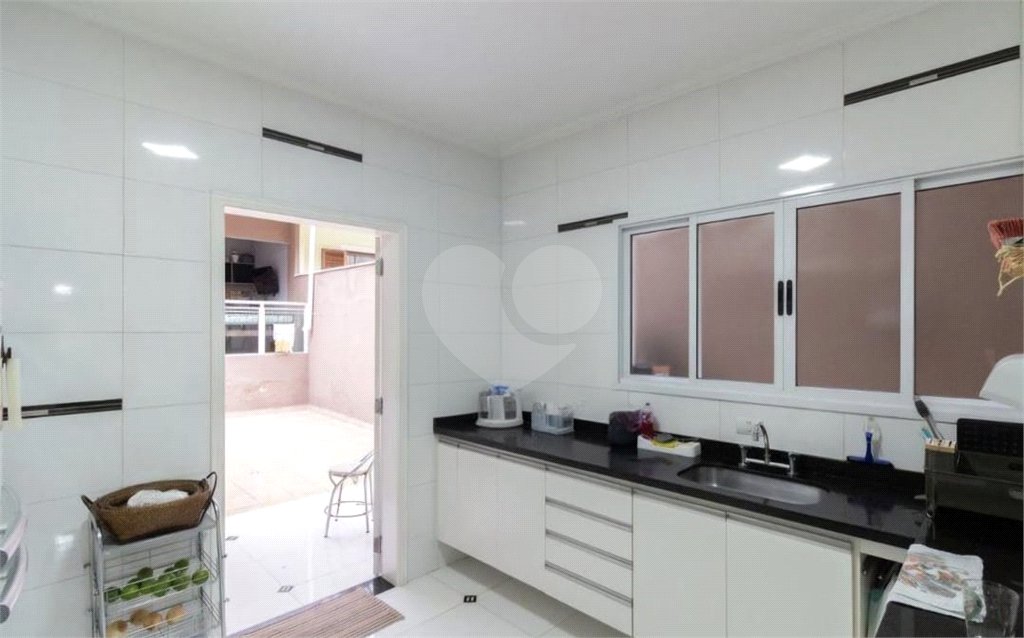 Casa à venda com 4 quartos, sendo 1 suíte, em Vila São Silvestre, São Paulo, SP