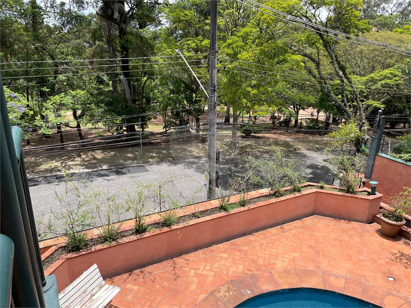 Casa à venda ou para alugar com 4 quartos, sendo 3 suítes, em Jardim Leonor, São Paulo, SP