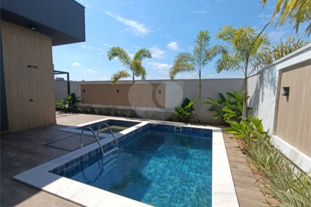 Casa à venda com 3 suítes no condomínio Villa Sapezal, Indaiatuba - SP