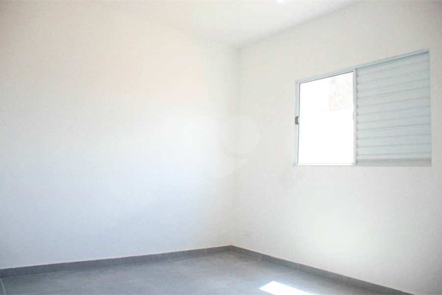 Sobrado à venda com 3 quartos, sendo 1 suíte,  em Serra da Cantareira, Mairiporã, SP