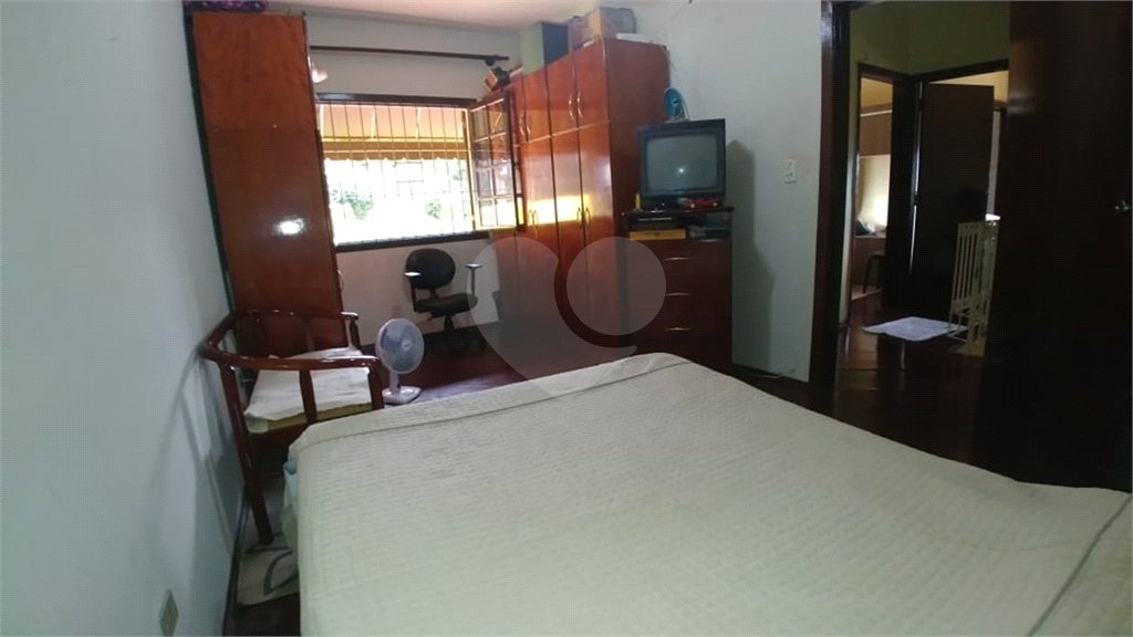 Sobrado à venda com 3 quartos, sendo 1 suíte,  em Tremembé, São Paulo, SP