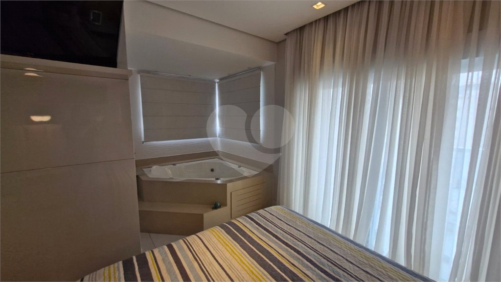 Apartamento à venda com 3 suítes em Santana, São Paulo, SP