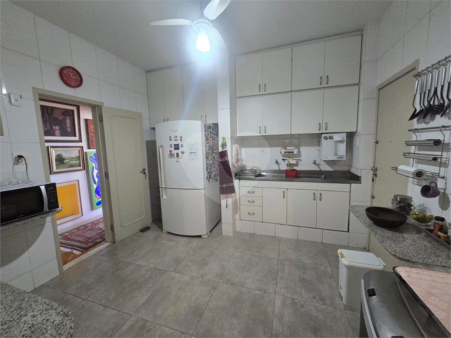 Apartamento à venda com 4 quartos, sendo 1 suíte, em Copacabana, Rio de Janeiro, RJ