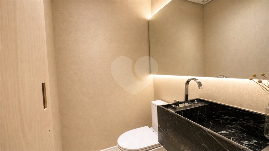 Apartamento à venda com 3 suítes em Indianópolis, São Paulo, SP