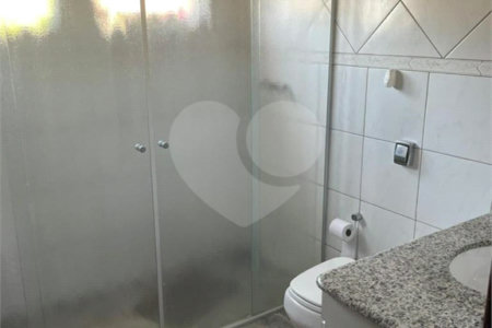 Casa à venda ou para alugar com 5 quartos, sendo 1 suíte, no condomínio Zuleika Jabour, Salto - SP