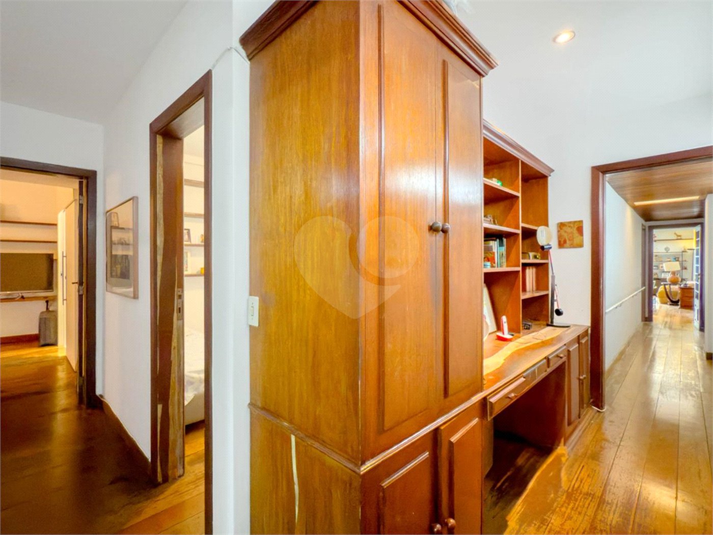 Apartamento à venda com 3 quartos, sendo 1 suíte,  em Lagoa, Rio de Janeiro, RJ