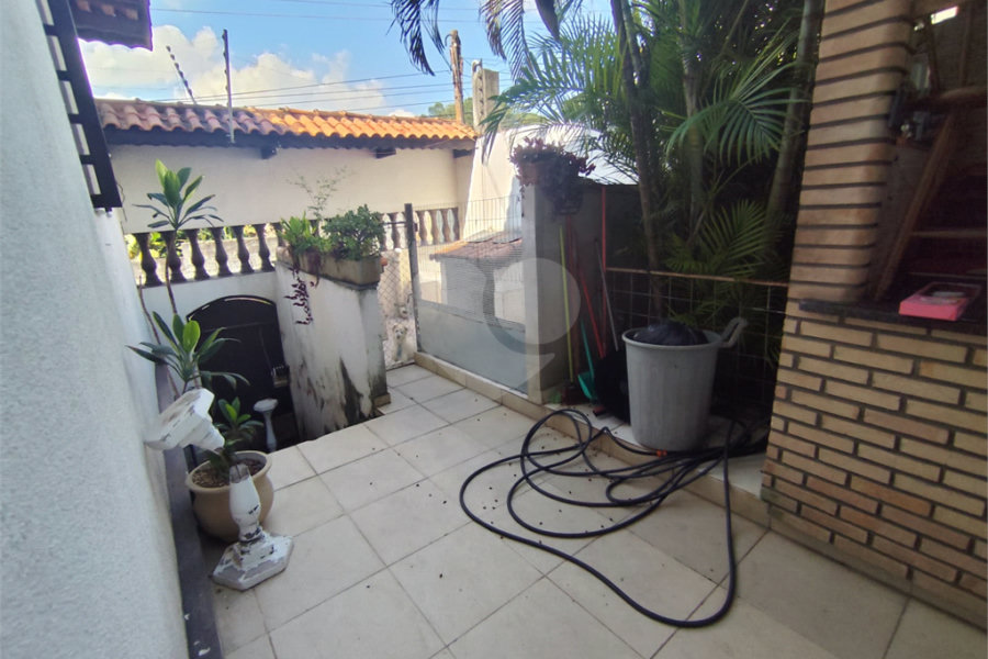 Sobrado à venda com 3 quartos, sendo 1 suíte, em Tremembé, São Paulo, SP