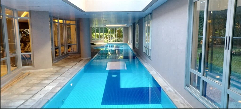 Apartamento à venda com 2 suítes em Parque do Morumbi, São Paulo, SP